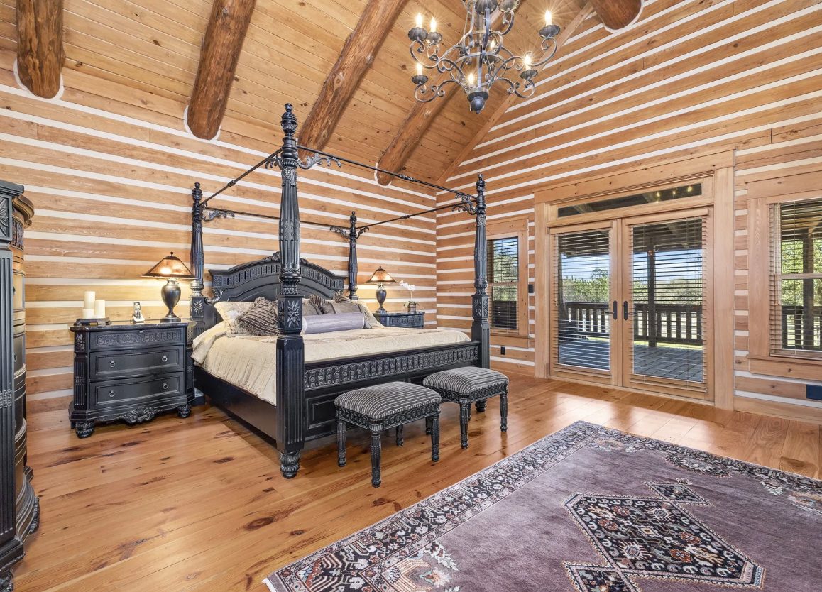 Master bedroom